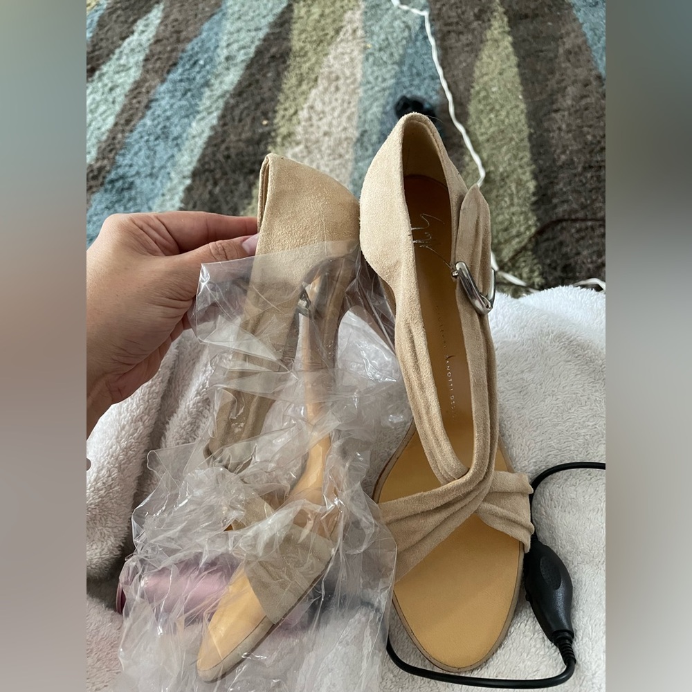Brand new Giuseppe Zanotti, suede, beige sandals